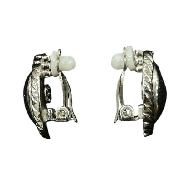VTG Authentic Chanel Silver Tone Clip-On Earrings - Picture 3 of 4